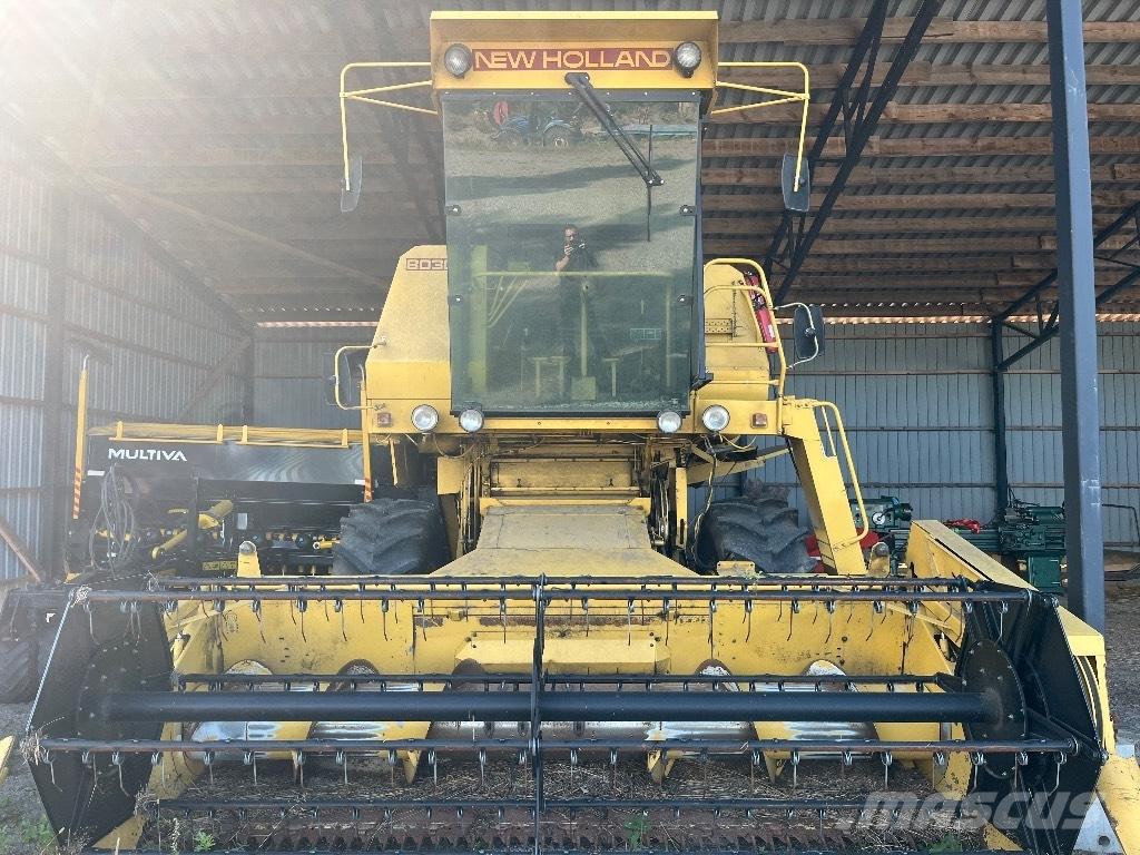 New Holland 8030 Kombajny zbożowe