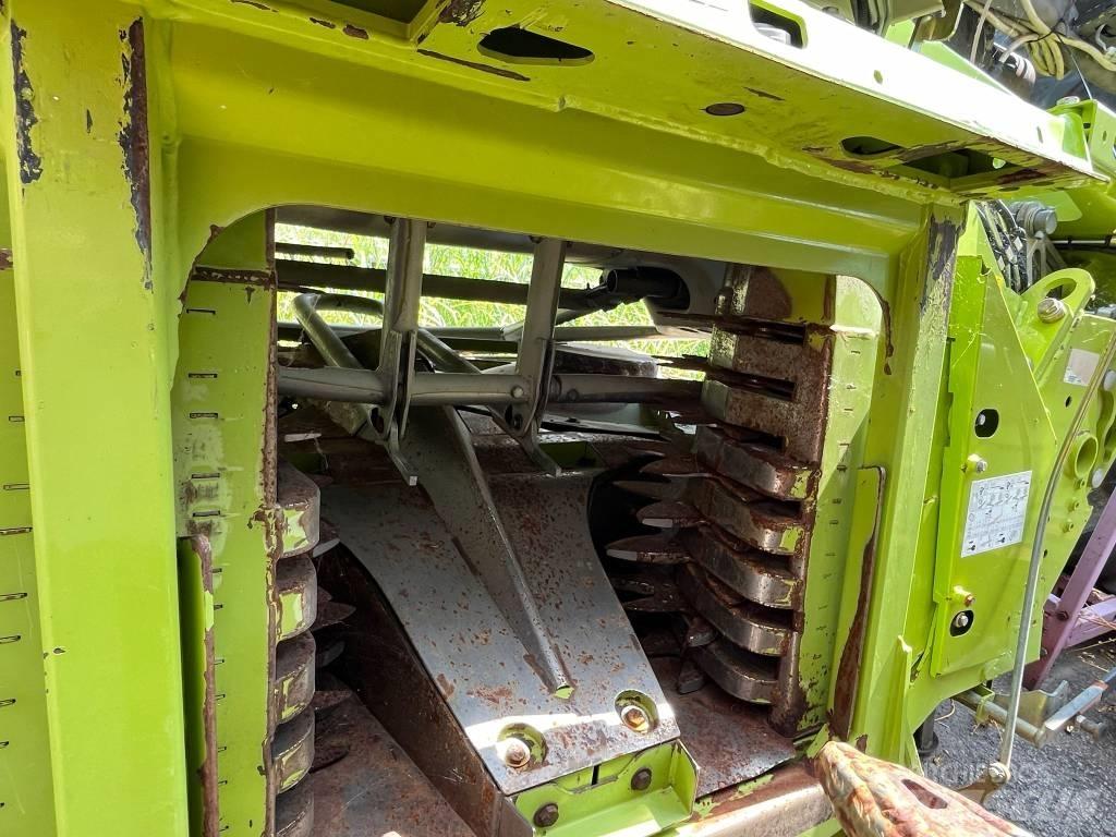 CLAAS Orbis 750 Osprzęt do słomy