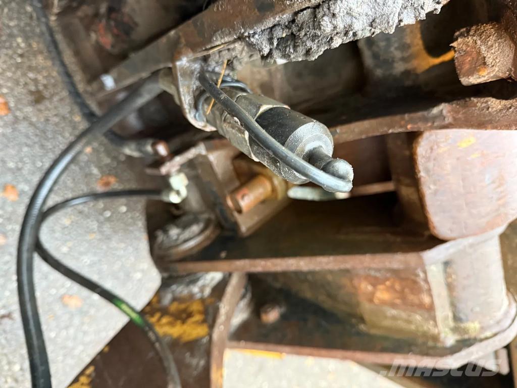 CAT 928F Ładowarki kołowe