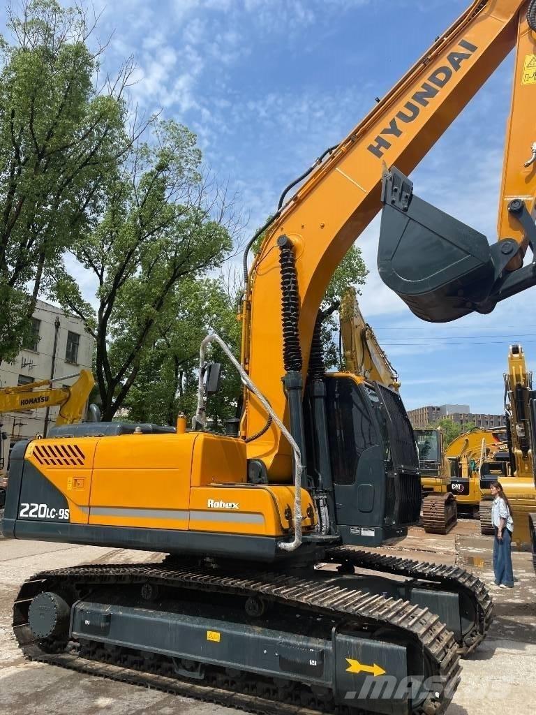 Hyundai 220LC-9S Koparki gąsienicowe