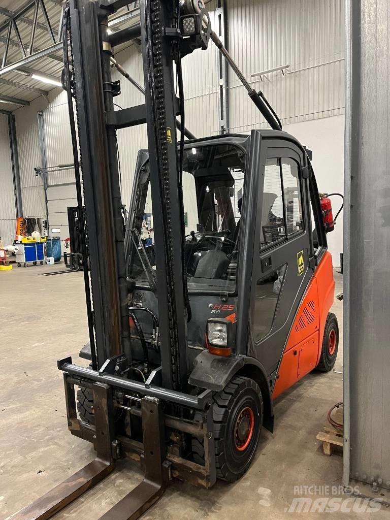 Linde H25D-02 Wózki Diesla