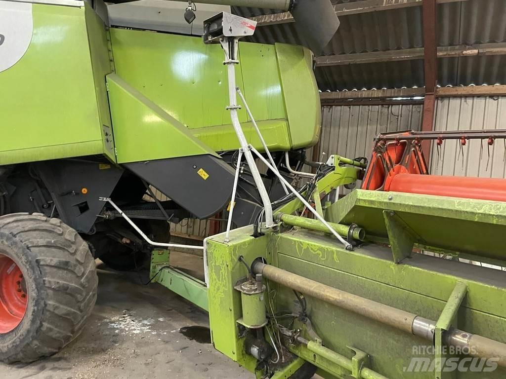CLAAS LEXION 580 Kombajny zbożowe