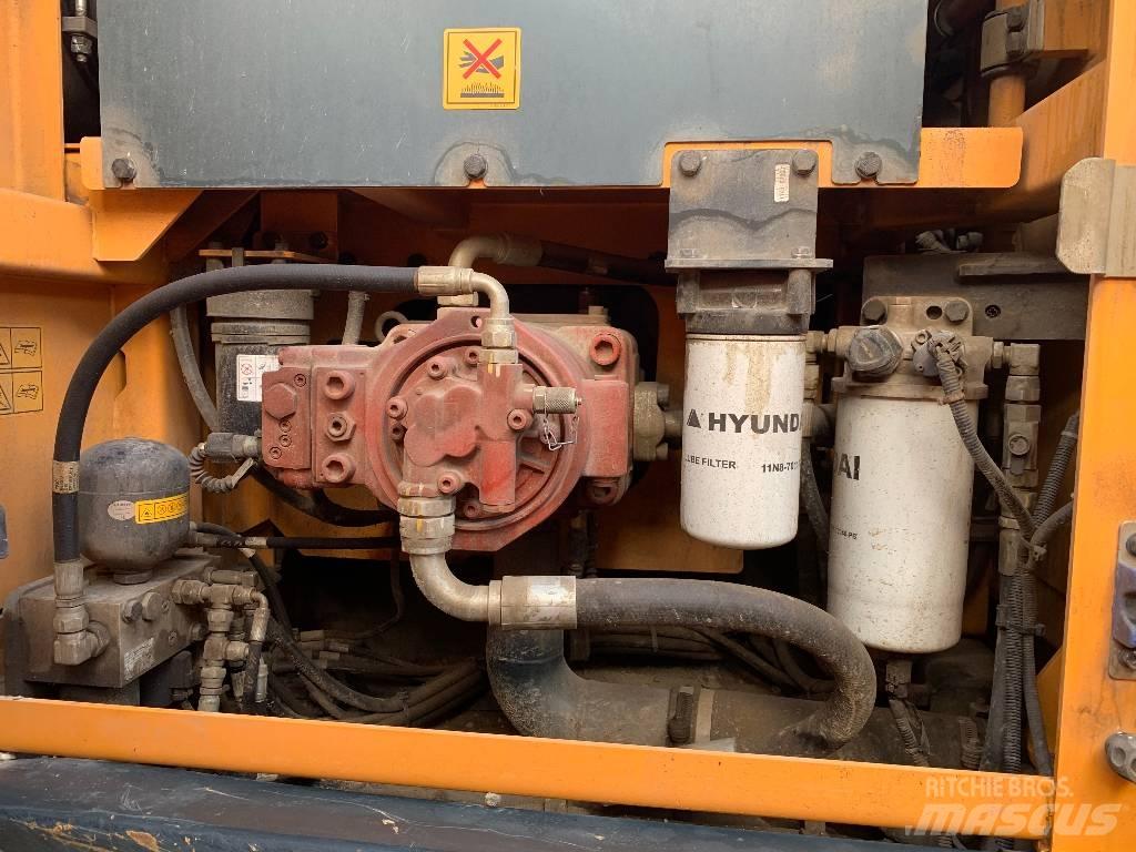 Hyundai HX220A L Koparki gąsienicowe