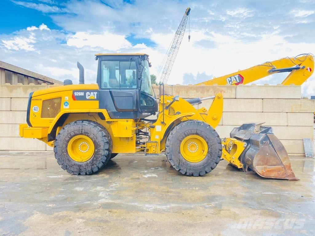 CAT 926m Ładowarki kołowe