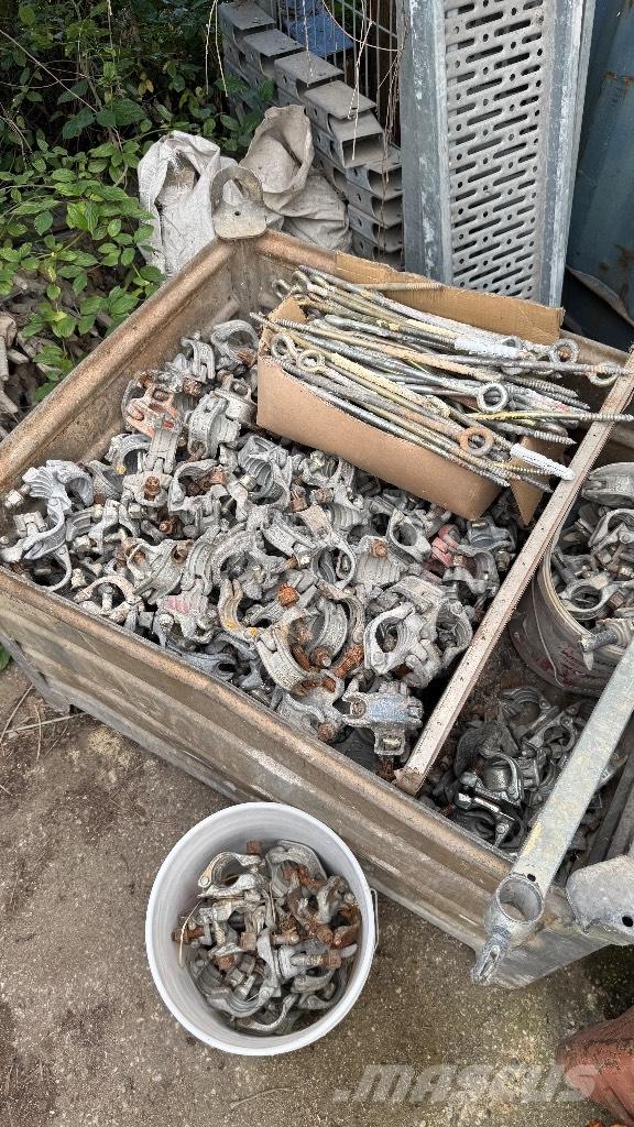  Rux Scaffolding Rusztowania i wieże jezdne