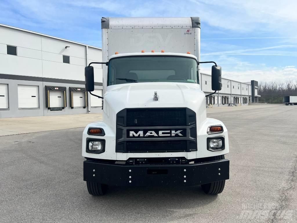 Mack MD 6 Samochody ciężarowe ze skrzynią zamkniętą
