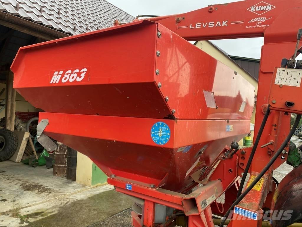 Kuhn M863 Rozrzutnik nawozów mineralnych
