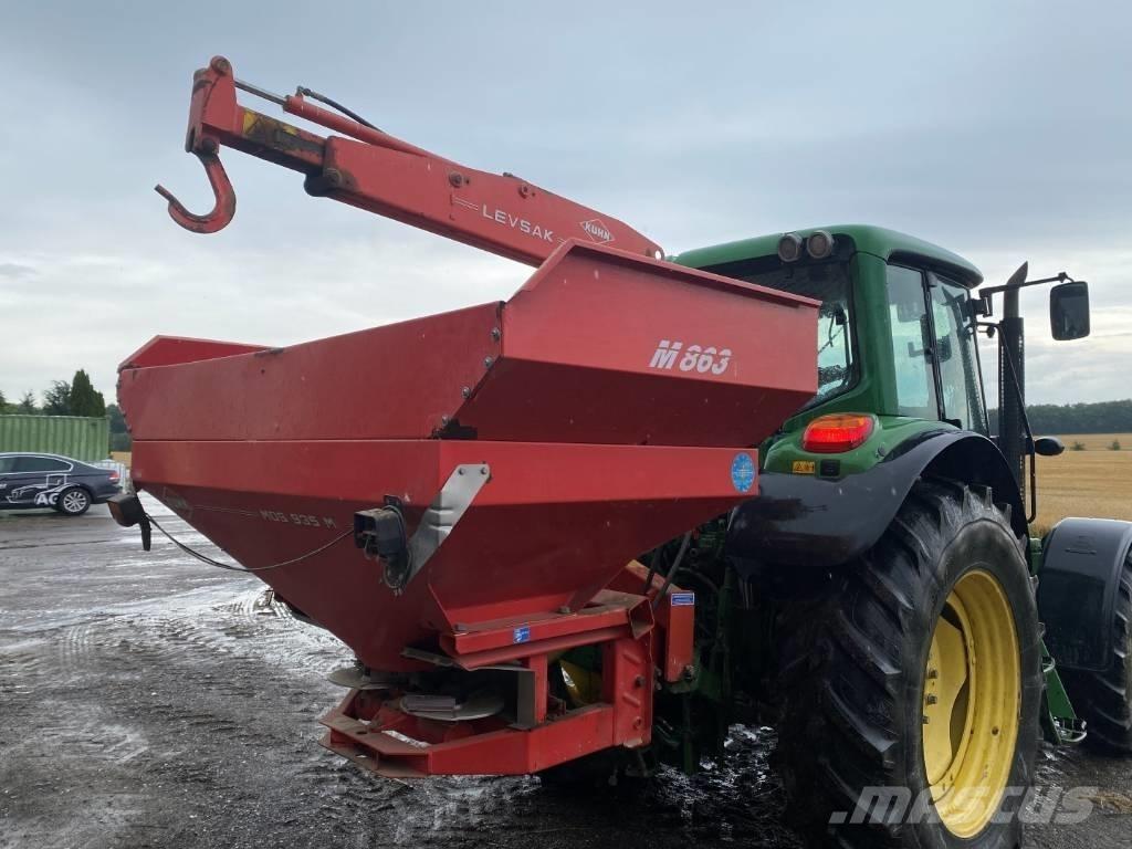 Kuhn M863 Rozrzutnik nawozów mineralnych
