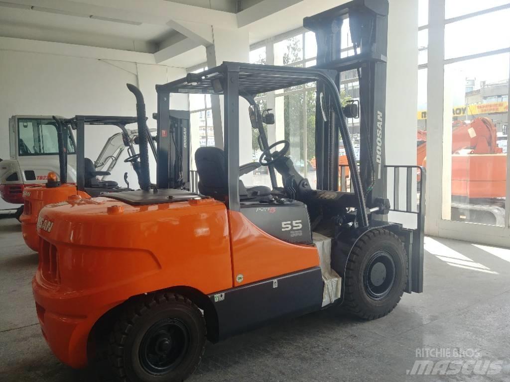 Doosan D55 SC-5 Wózki Diesla