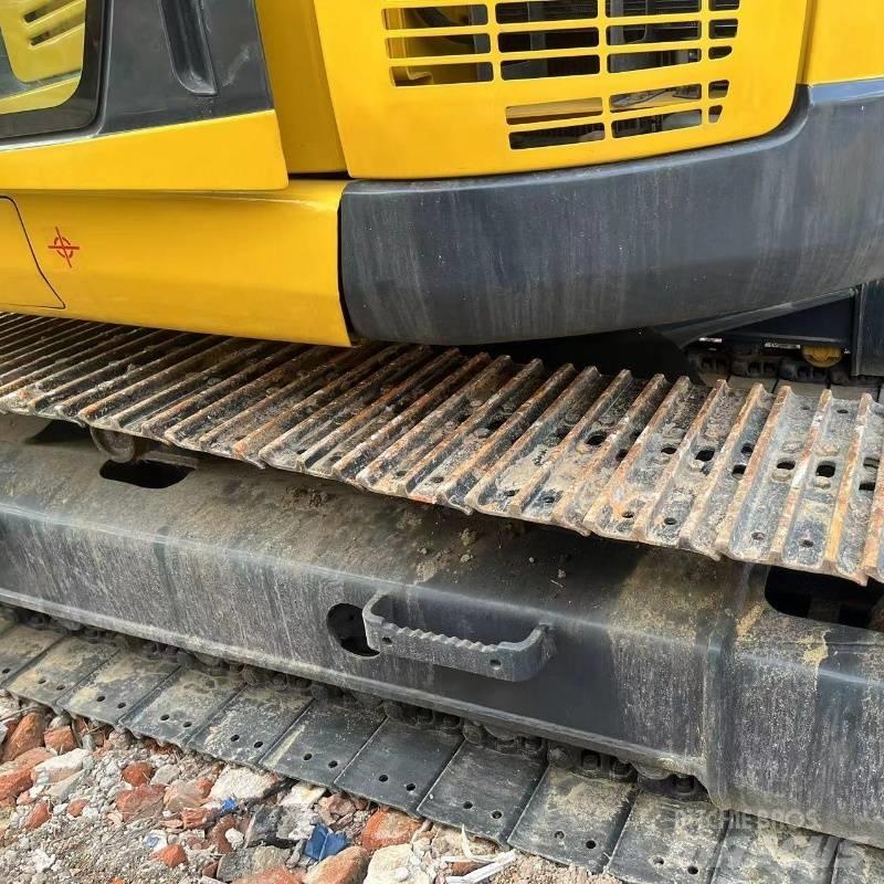 Komatsu PC 138 Koparki gąsienicowe