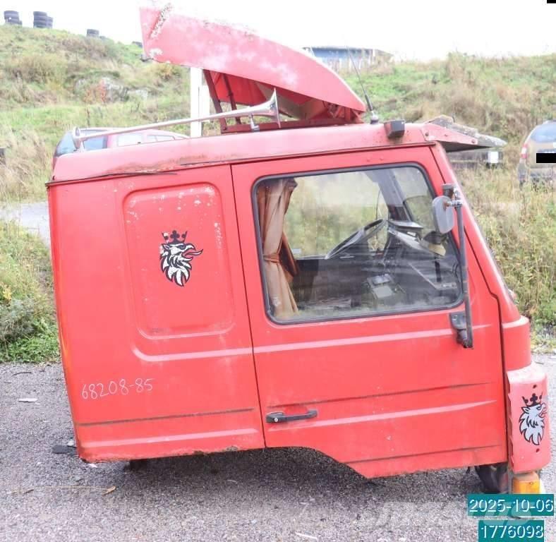 Scania P 82 M Kabiny i wnętrze