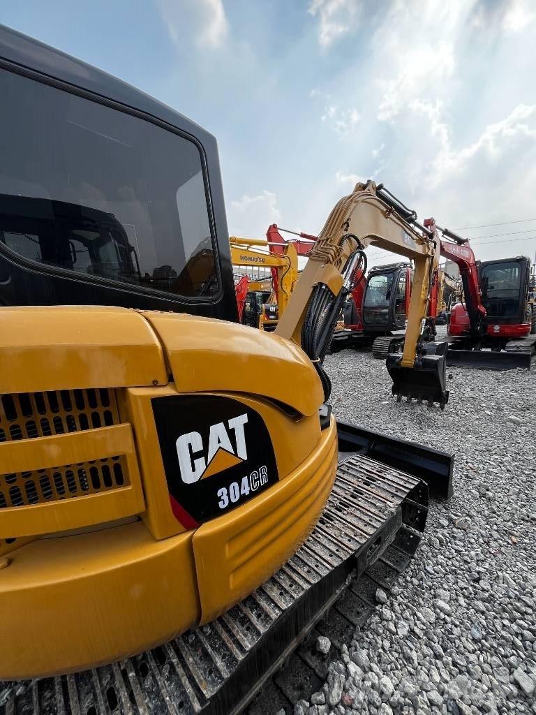CAT 304 CR Minikoparki