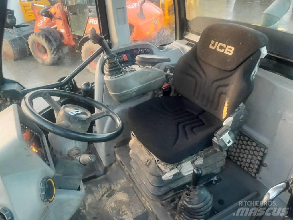 JCB TM 320 Ładowarki rolnicze