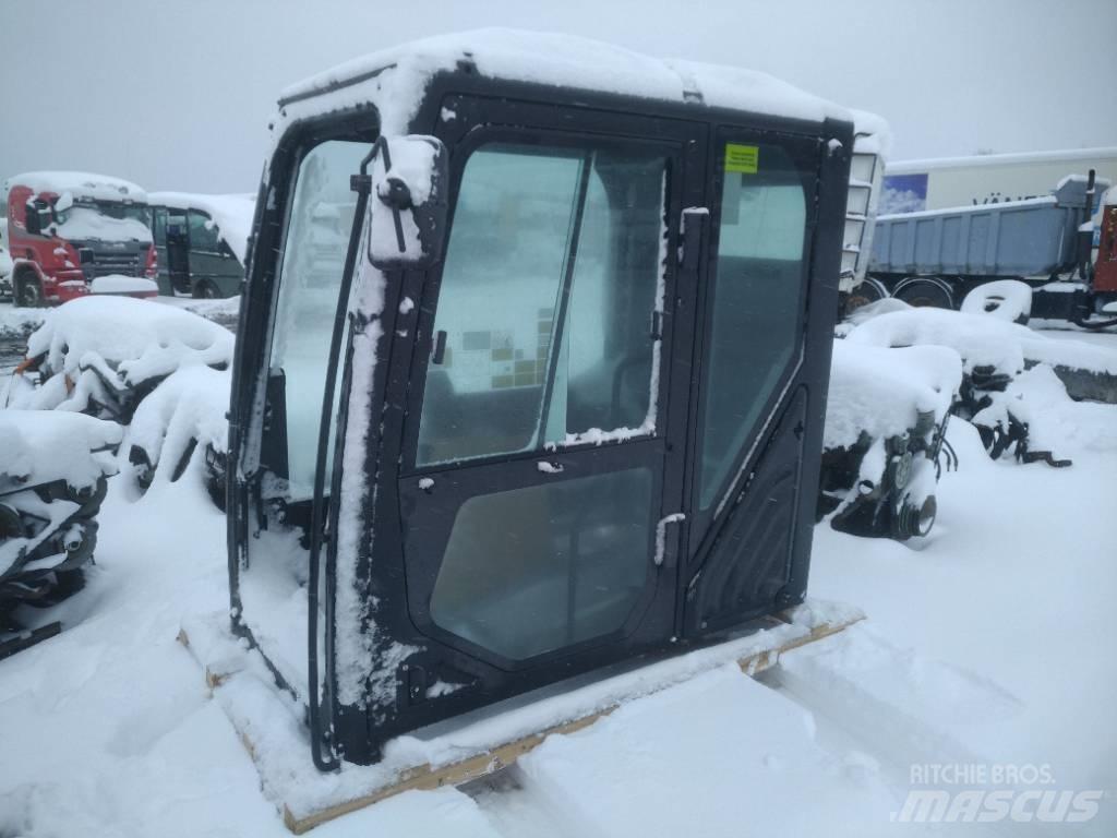 Volvo BM 325FL Cabin Kabiny i wnętrze