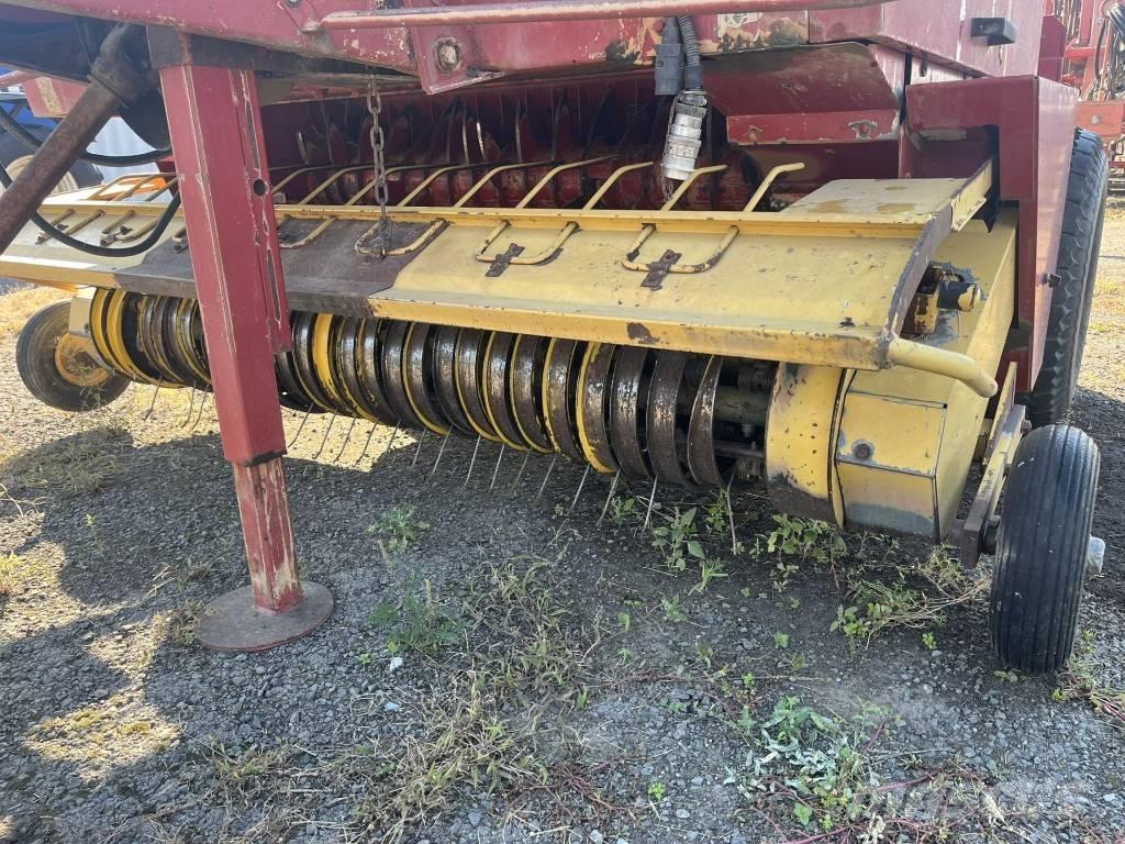 New Holland 544 Prasy zwijające