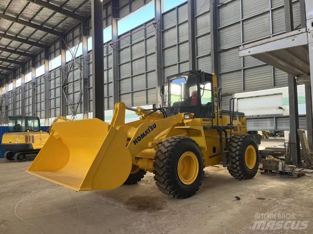 Komatsu WA 320-3 Ładowarki kołowe