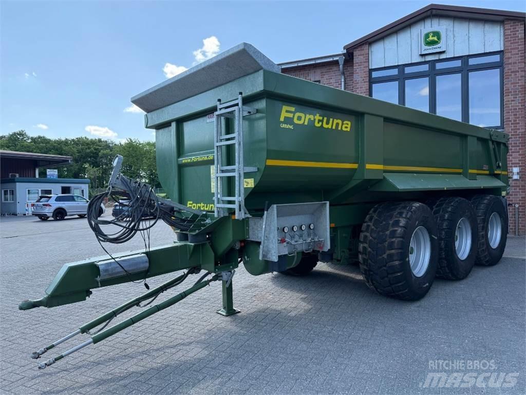 Fortuna FTS 300 Przyczepy do przewozu słomy w belach