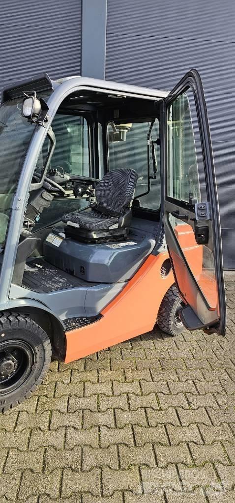 Toyota 02-8FDF25 Wózki LPG