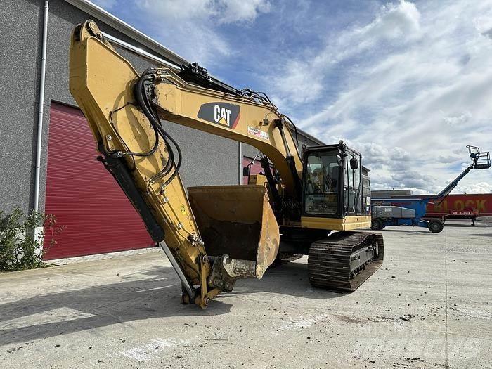 CAT 335FL Koparki gąsienicowe
