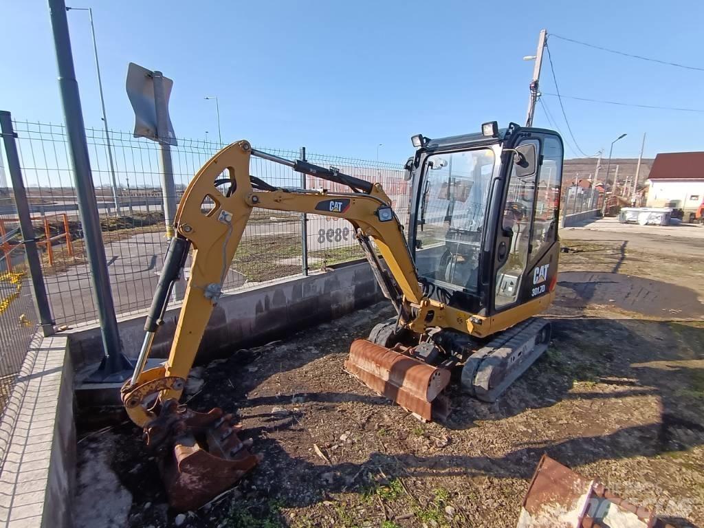 CAT 301.7D Minikoparki