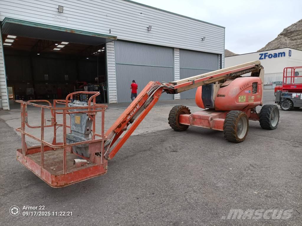 JLG 600 AJ Articulated boom lifts