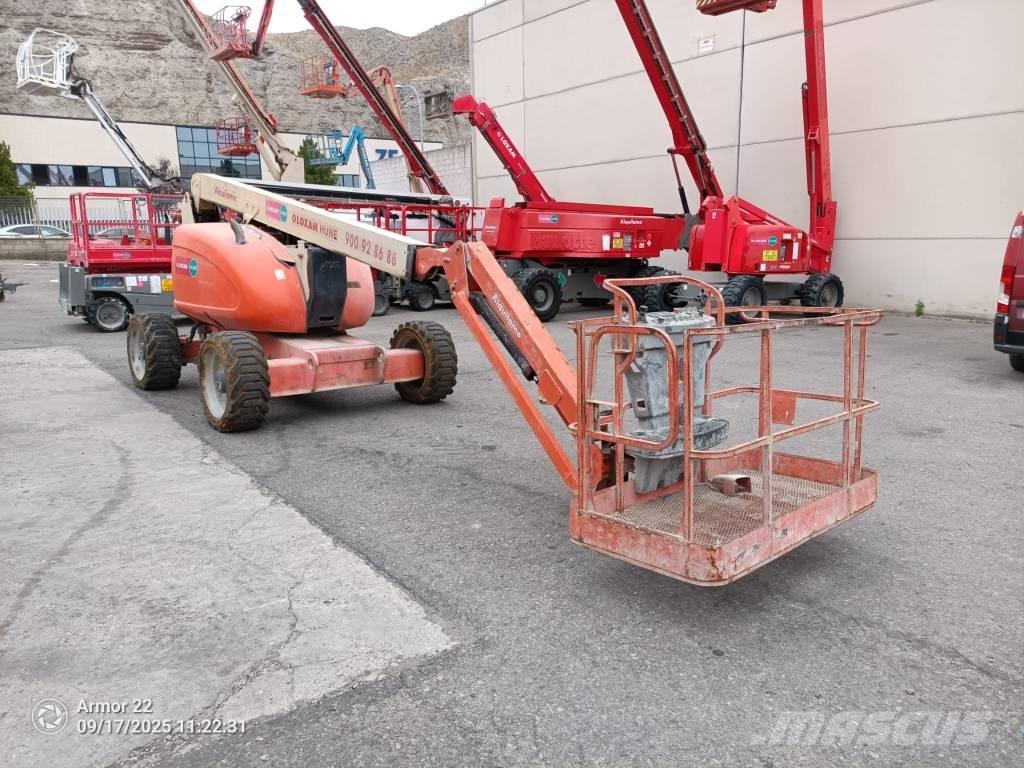 JLG 600 AJ Articulated boom lifts