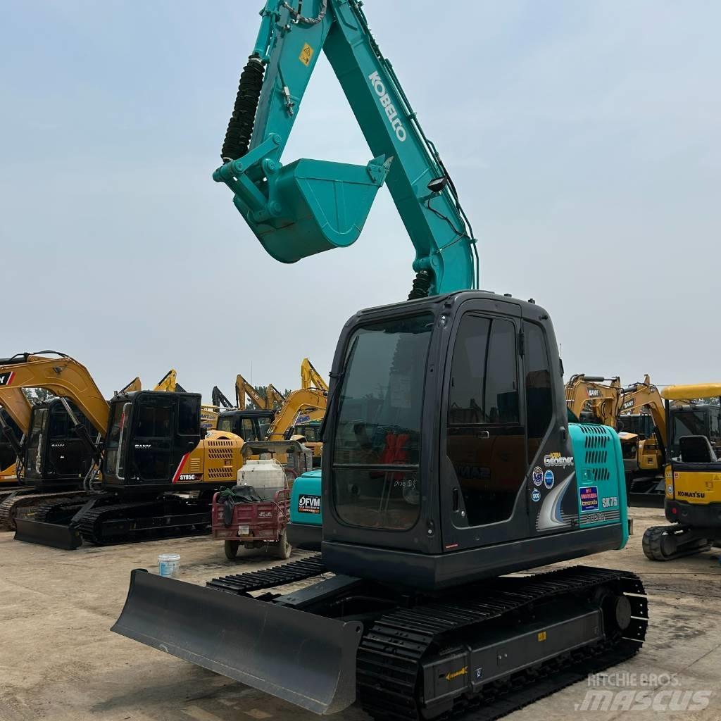 Kobelco 75 Koparki gąsienicowe