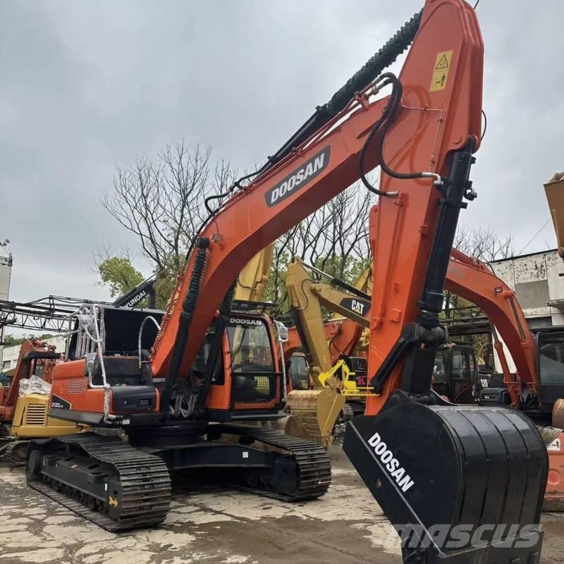 Doosan 300-9c Koparki gąsienicowe