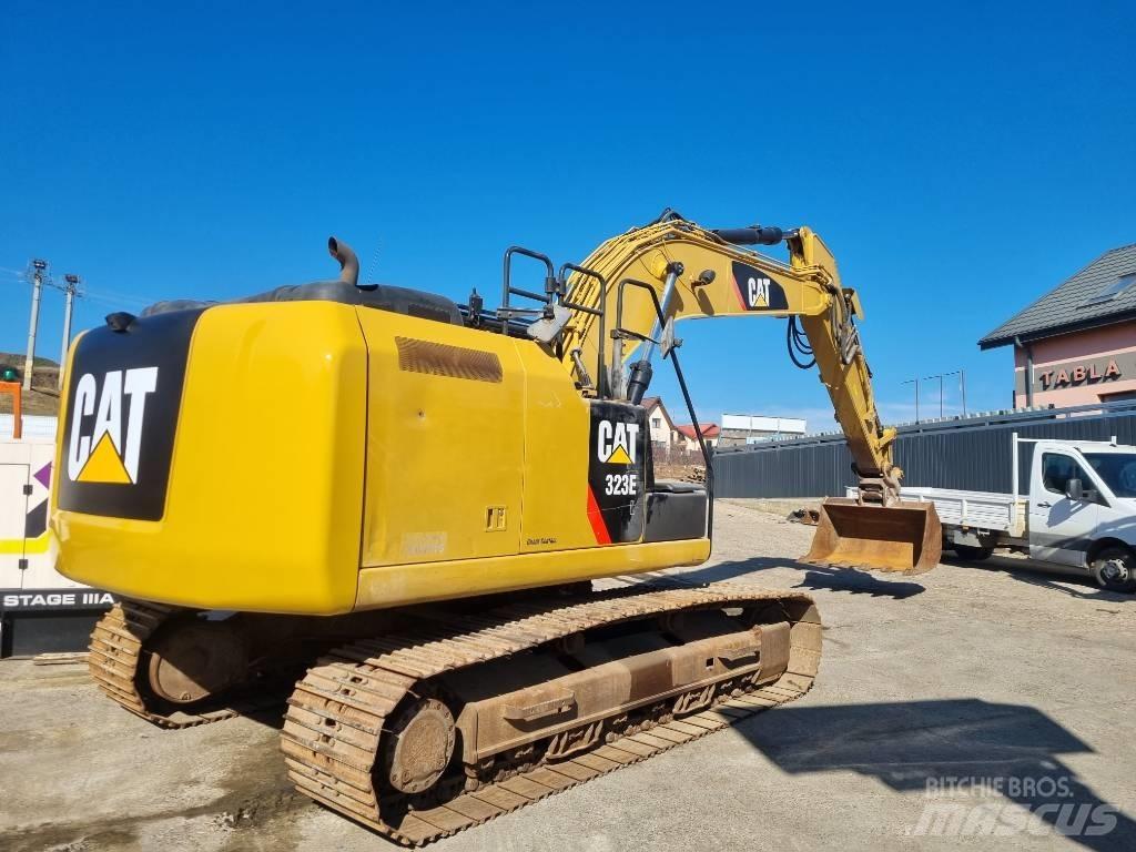 CAT 323 EL Koparki gąsienicowe