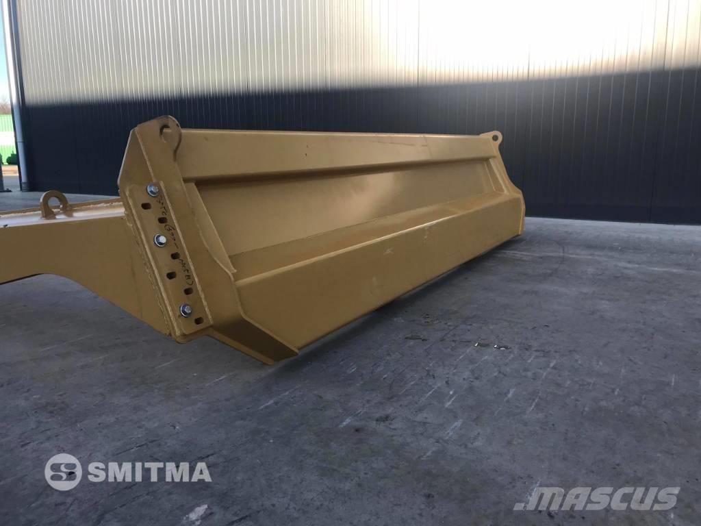 CAT 735C Skrzynie ładunkowe