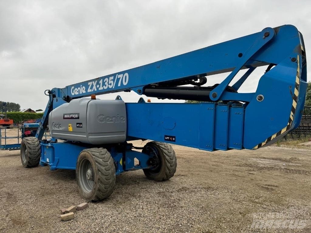 Genie ZX 135/70 Podnośniki przegubowe