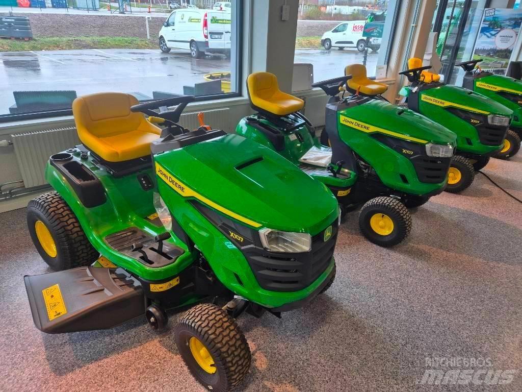 John Deere X 107 Kosiarki ogrodowe