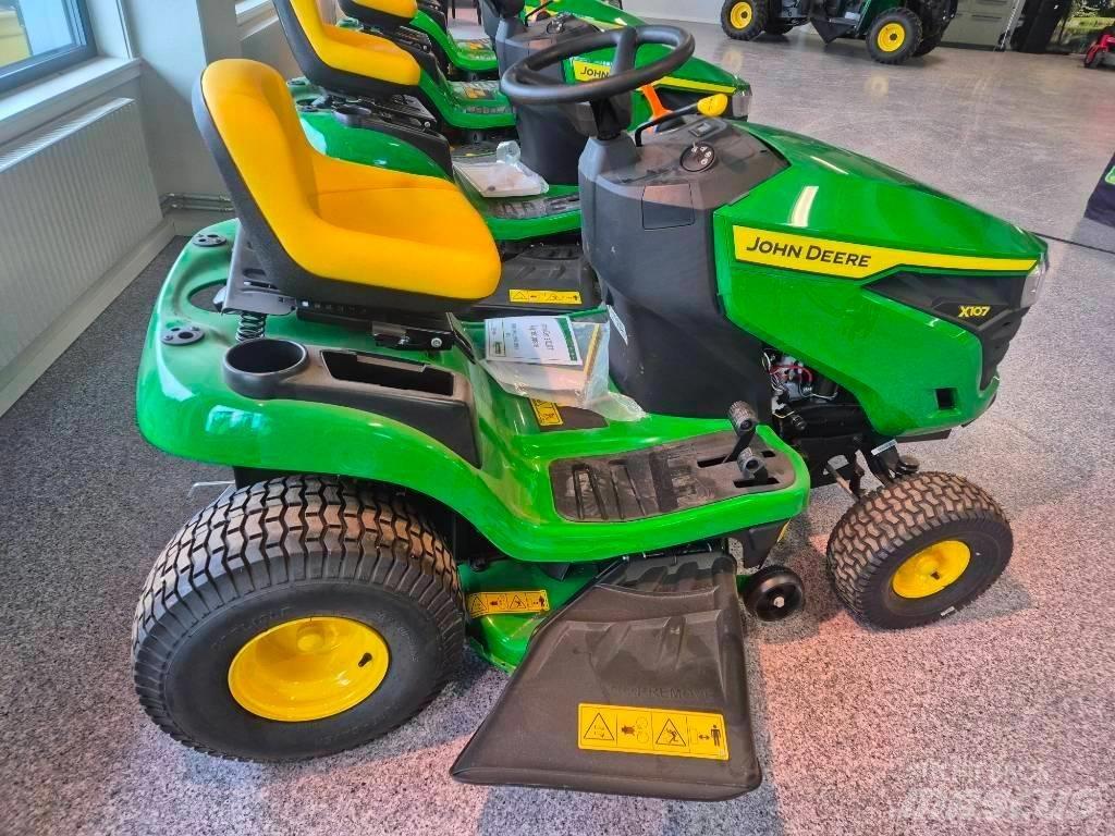 John Deere X 107 Kosiarki ogrodowe