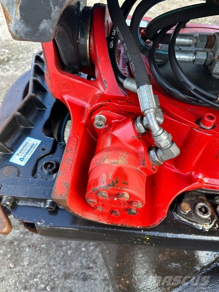 Takeuchi TB 2150 R Koparki gąsienicowe