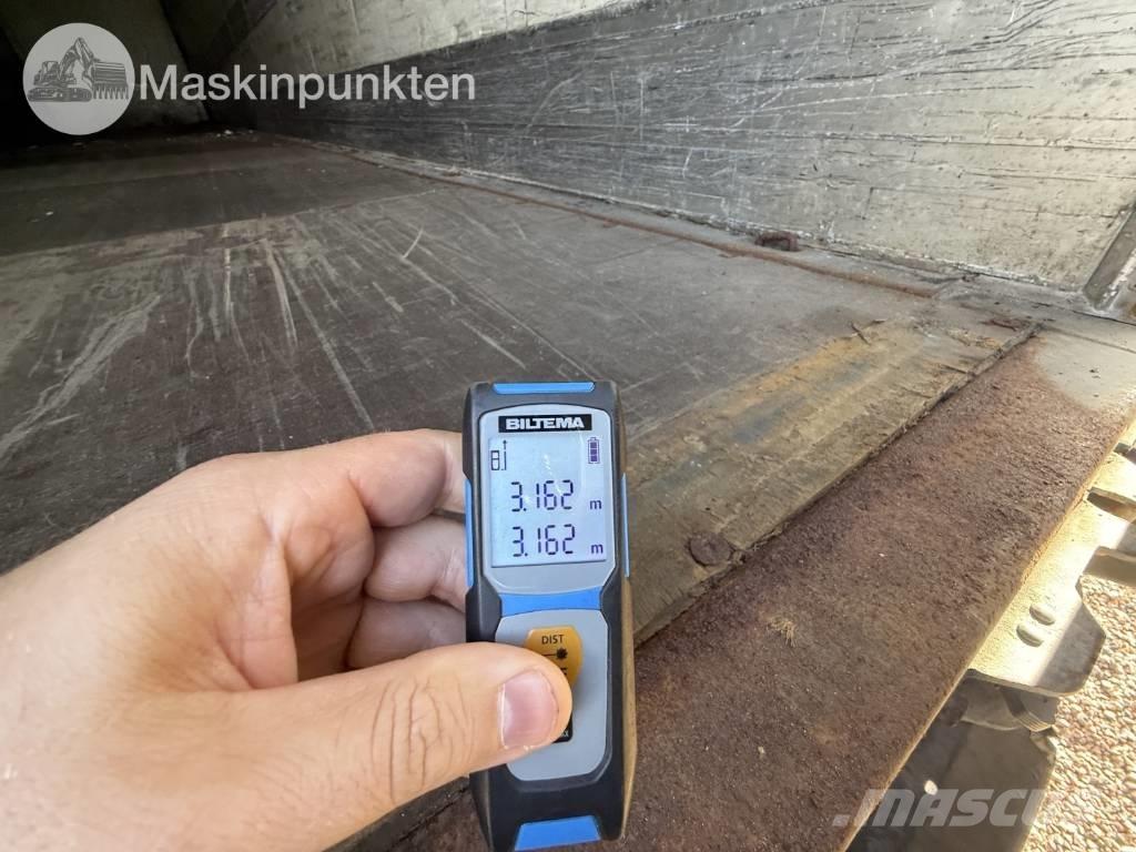 Schmitz SKO 24 Naczepy kontenery