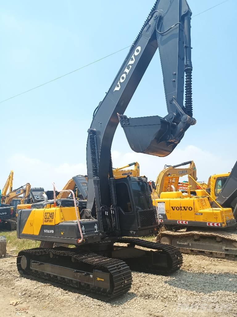 Volvo EC 240 Koparki gąsienicowe