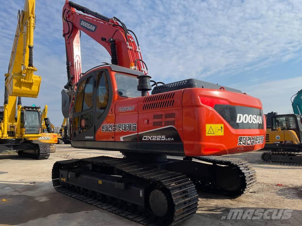 Doosan DX225LCA Koparki gąsienicowe