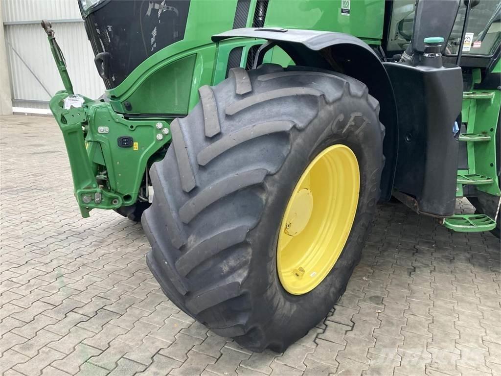 John Deere 6230R Ciągniki rolnicze