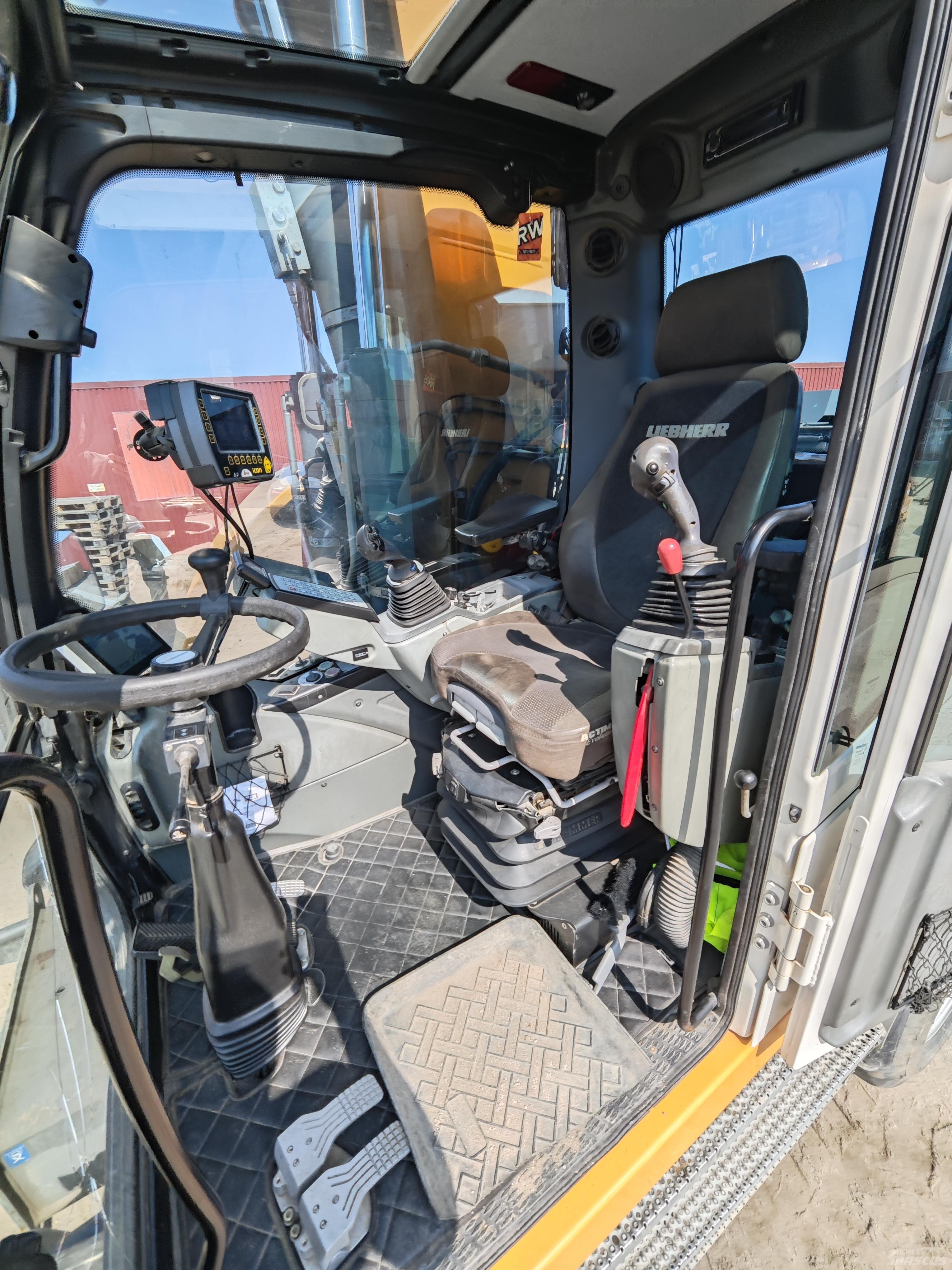 Liebherr 914 C Koparki kołowe
