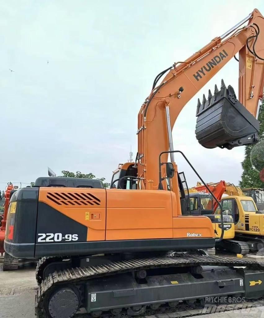 Hyundai 220-9 Koparki gąsienicowe