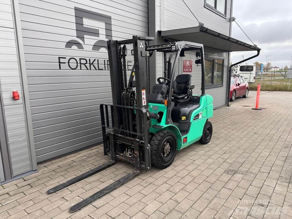 Mitsubishi FD25N3 Wózki Diesla