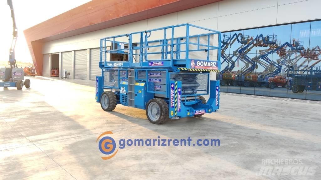 Genie GS 4390 Podnośniki nożycowe