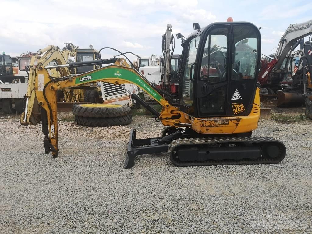 JCB 8030 Minikoparki