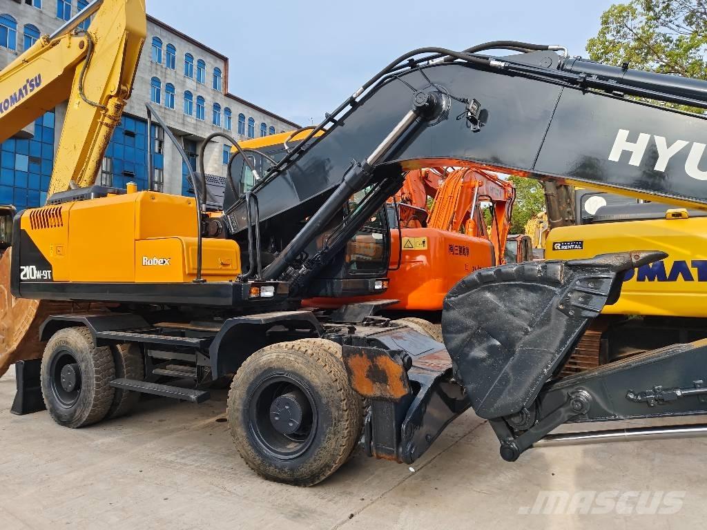 Hyundai R210W-9 Koparki kołowe