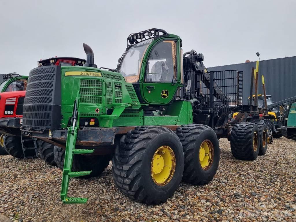 John Deere 1910 G Forwardery