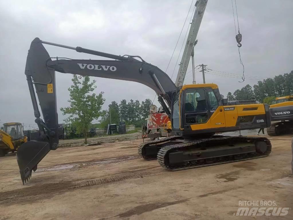 Volvo EC 240 DL Koparki gąsienicowe
