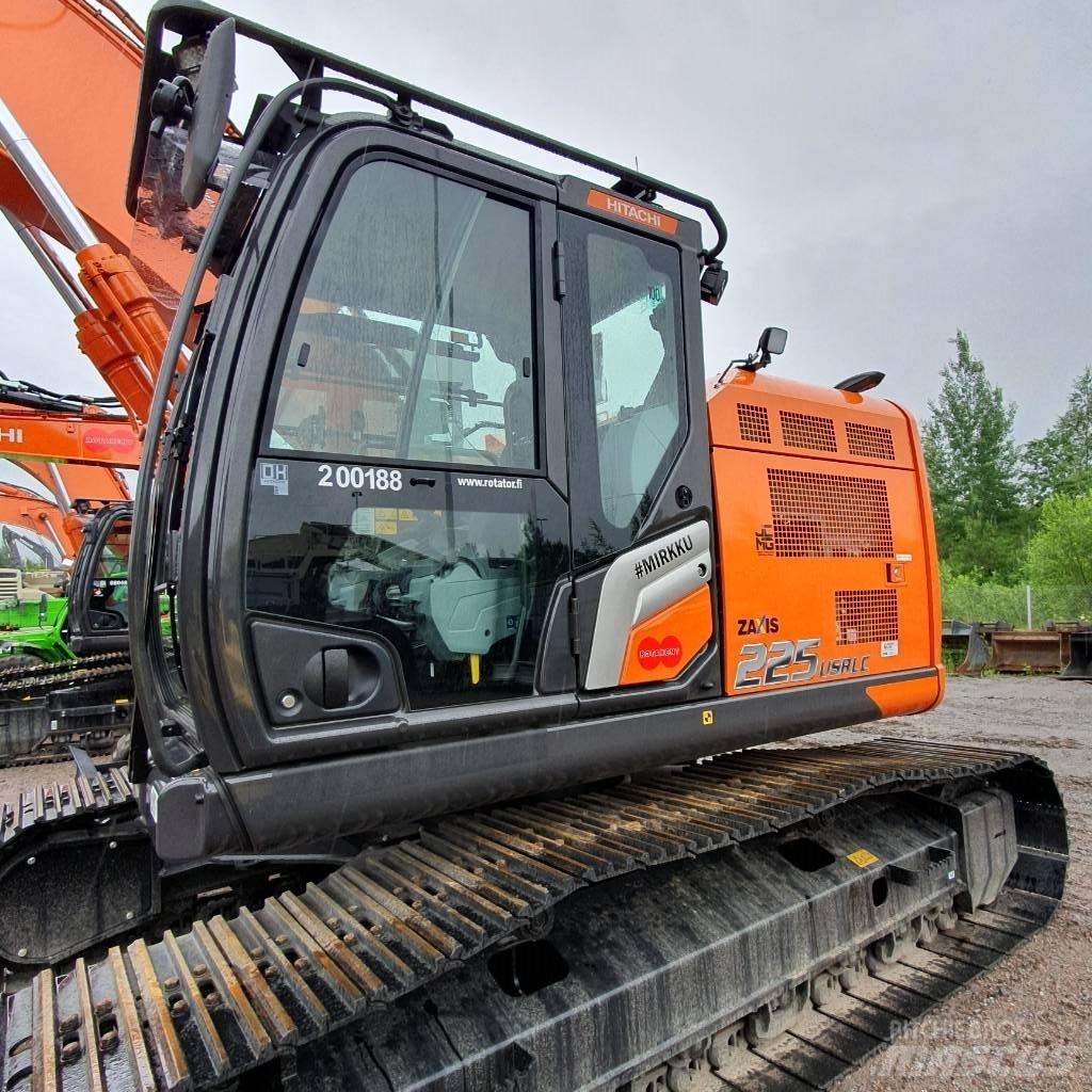 Hitachi ZX225USRLC-7 Koparki gąsienicowe