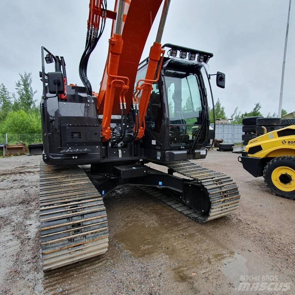 Hitachi ZX225USRLC-7 Koparki gąsienicowe