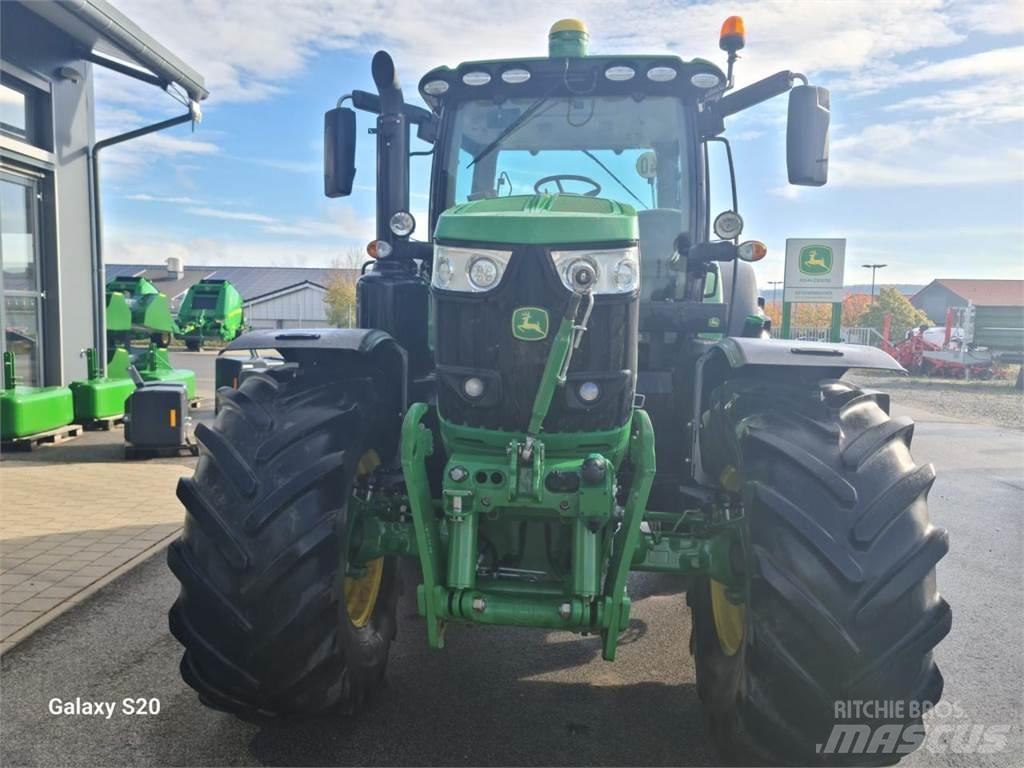 John Deere 6215R Ciągniki rolnicze