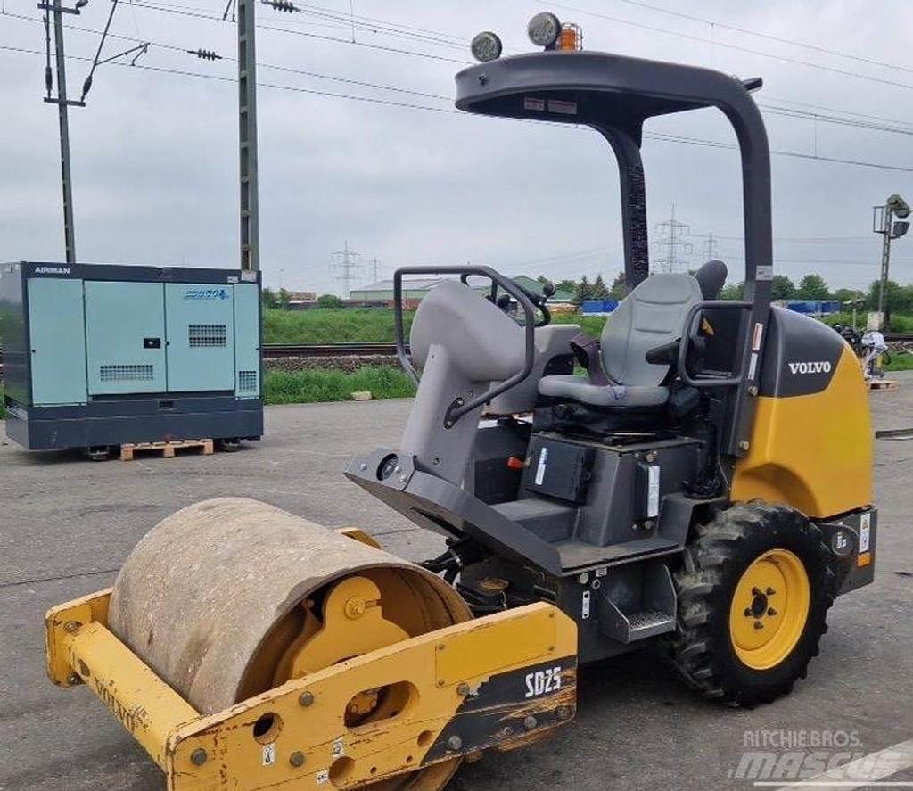 Volvo SD25 Walce inne